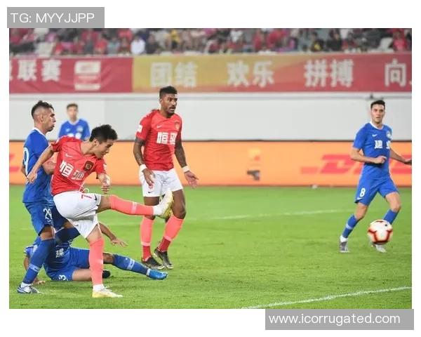 河南建业与恒大精彩对决直播回顾及赛后分析全记录